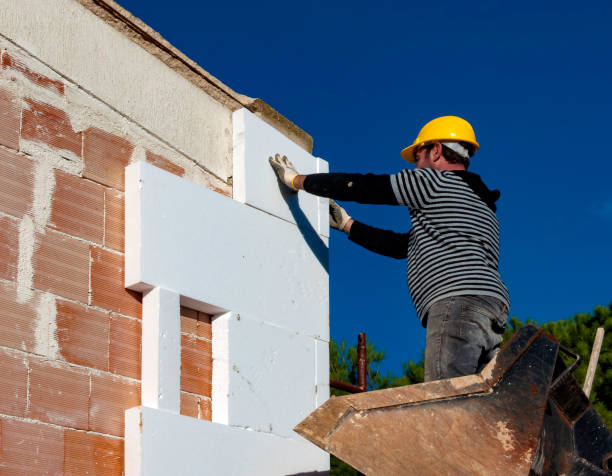 Best Insulation Installation Services in Moosic, PA